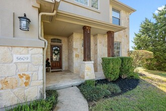 5609 York Bridge Cir in Austin, TX - Building Photo - Building Photo