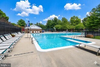 12201 Eagles Nest Ct in Germantown, MD - Building Photo - Building Photo