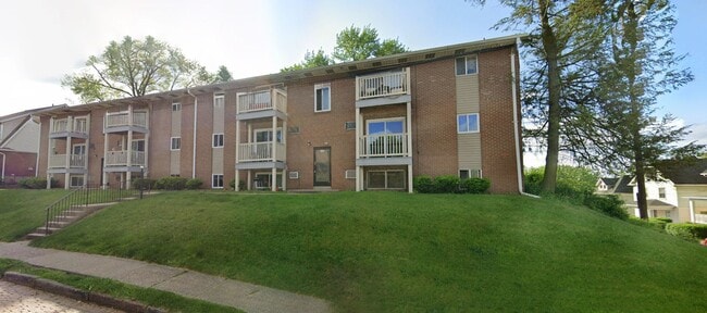 property at 231-233-233 Irwin Ave