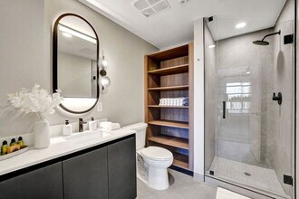 580 72nd St in Miami Beach, FL - Foto de edificio - Building Photo