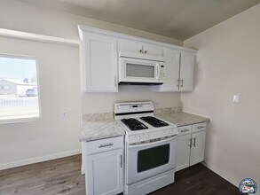 807 Rose Ave in El Centro, CA - Building Photo - Building Photo