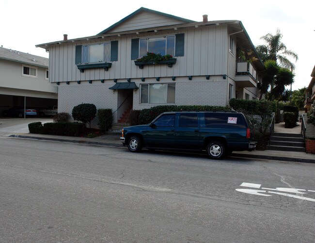 1885 Ednamary Way in Mountain View, CA - Foto de edificio - Building Photo