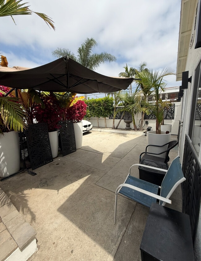 22418 Elaine Ave in Hawaiian Gardens, CA - Building Photo - Building Photo
