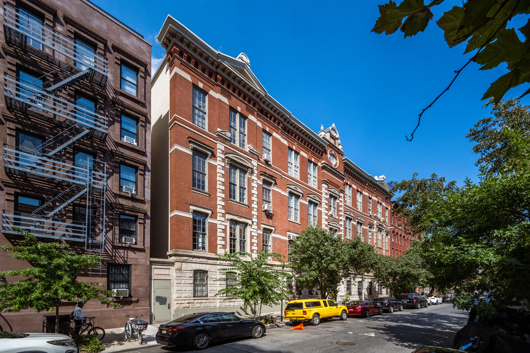 29 King St in New York, NY - Foto de edificio