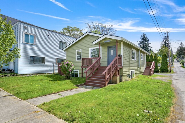 property at 308 Gladstone St