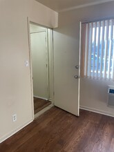 125 Arcola St in Inkster, MI - Building Photo - Building Photo