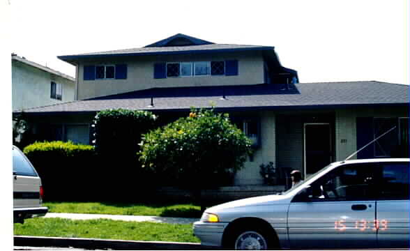 291 Auburn Way in San Jose, CA - Foto de edificio - Building Photo