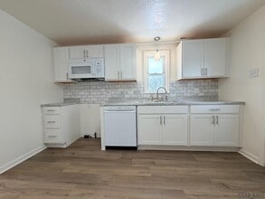 R247 Darr St in Johnstown, PA - Building Photo - Building Photo