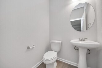 2715 Crest Creek Ln in Richmond, TX - Building Photo - Building Photo