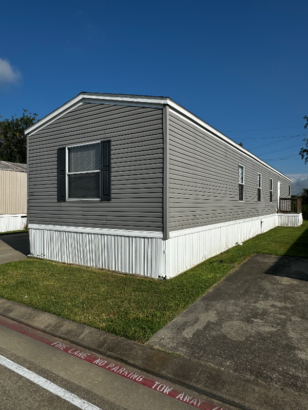 186 Fox Meadow Dr in Alvin, TX - Foto de edificio - Building Photo