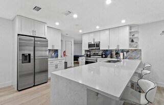 4421 NW 2nd Ct in Coconut Creek, FL - Building Photo