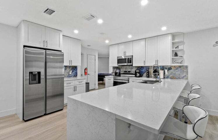 4421 NW 2nd Ct in Coconut Creek, FL - Building Photo