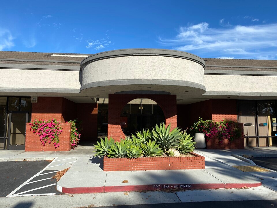 Amber Circle in Sunnyvale, CA - Foto de edificio