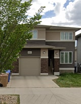 4563 James Hill Rd in Regina, SK - Building Photo