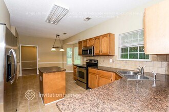 1327 Yorkshire Pl NW in Concord, NC - Foto de edificio - Building Photo