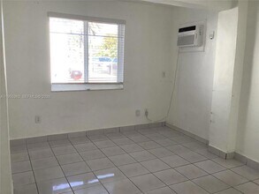 3620 SW 13th Terrace in Miami, FL - Foto de edificio - Building Photo