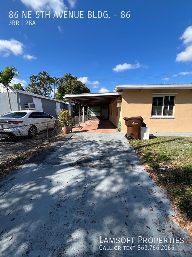 86 NE 5th Ave-Unit -86 in Hialeah, FL - Building Photo - Building Photo