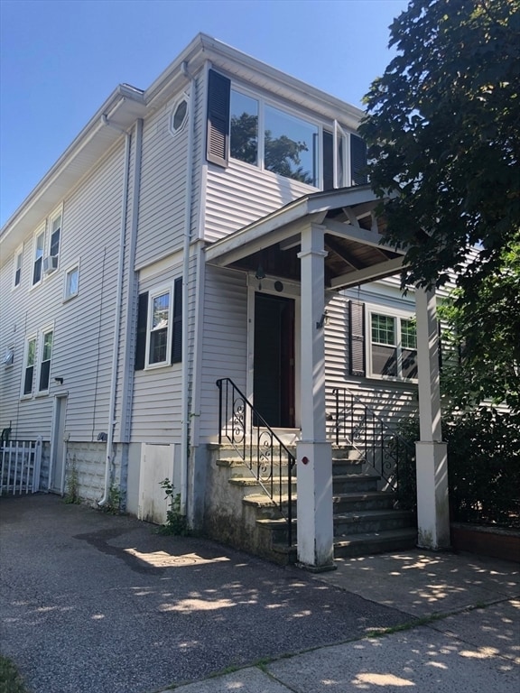 100 Egerton Rd in Arlington, MA - Foto de edificio - Building Photo