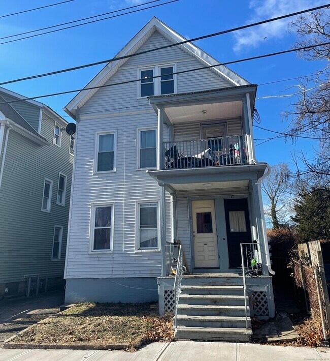 10 Rowe St in New Haven, CT - Building Photo - Building Photo