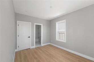 735 Broadway in Pawtucket, RI - Building Photo - Building Photo