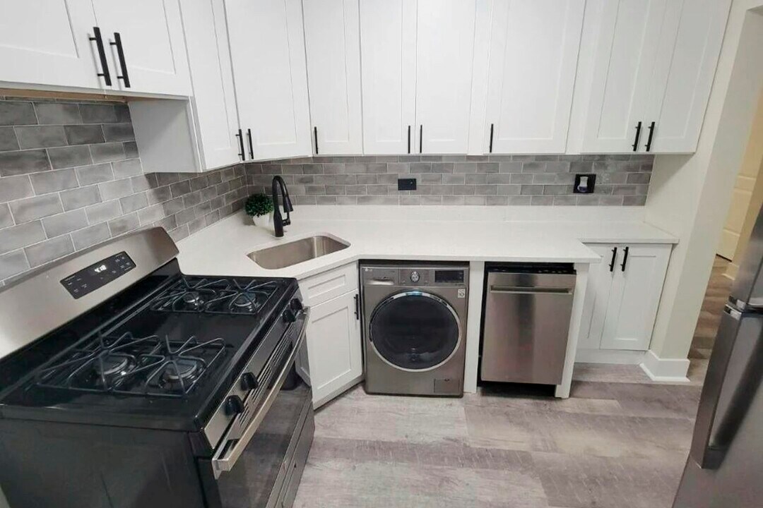 3703 N Hoyne Ave in Chicago, IL - Building Photo