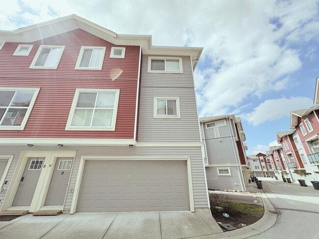 property at 6945-185 185 St