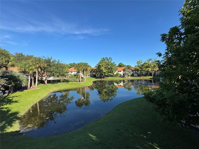 3287 Coral Lake Dr-Unit -3287 in Coral Springs, FL - Building Photo - Building Photo