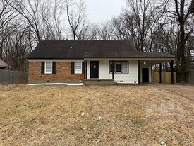 1811 Dale Lavern Rd in Memphis, TN - Building Photo