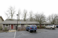 Greenview Terrace in Portland, OR - Foto de edificio - Building Photo