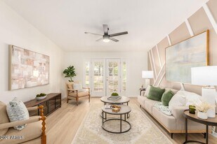 3505 E Campbell Ave in Phoenix, AZ - Building Photo