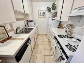 3432-3434 S Centinela Ave, Unit 34 06 in Los Angeles, CA - Building Photo - Building Photo