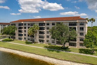 Applewood Village II in Coconut Creek, FL - Foto de edificio - Primary Photo