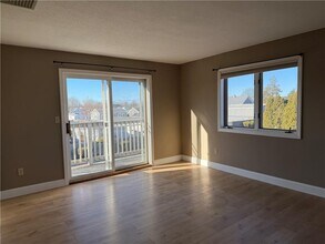 724 Beverage Hill Ave in Pawtucket, RI - Building Photo - Building Photo