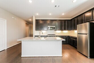 31306 Mallet Cv in Fulshear, TX - Building Photo - Building Photo