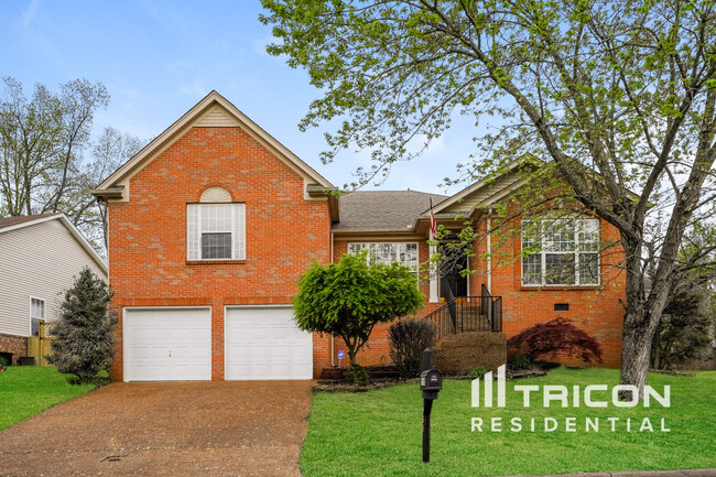 property at 2985 Harbor Lights Dr