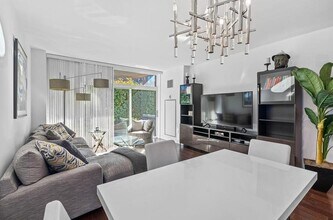 1100 Maxwell Ln in Hoboken, NJ - Building Photo - Building Photo