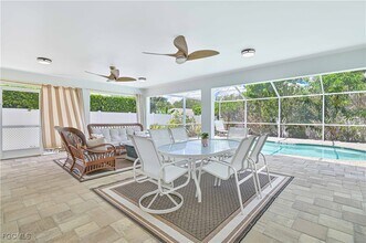 75 3rd St in Bonita Springs, FL - Building Photo - Building Photo