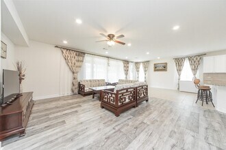 15406 Easton Gate Ln in Houston, TX - Building Photo - Building Photo