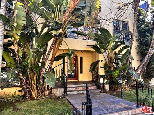 248 S Reeves Dr in Beverly Hills, CA - Building Photo - Building Photo