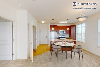 998 Stewart Ave in Garden City, NY - Building Photo - Building Photo