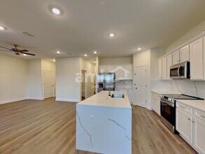 5958 Sycamore Pl St in St. Cloud, FL - Building Photo - Building Photo