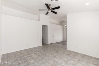 8339 W Elm St in Phoenix, AZ - Building Photo - Building Photo