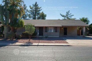 1129 E Hampton Cir in Mesa, AZ - Building Photo