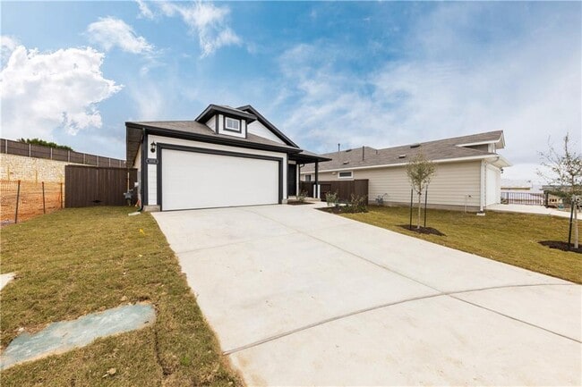 5705 Respinto Dr in Austin, TX - Building Photo - Building Photo
