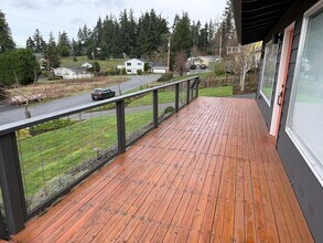 1680 Dorsey Dr in Freeland, WA - Building Photo - Building Photo