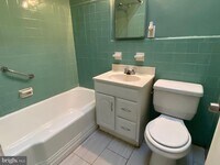 1303 E Johnson St photo'