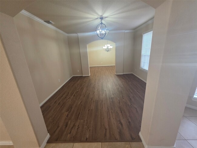 property at 2520 Garnetfield Ln