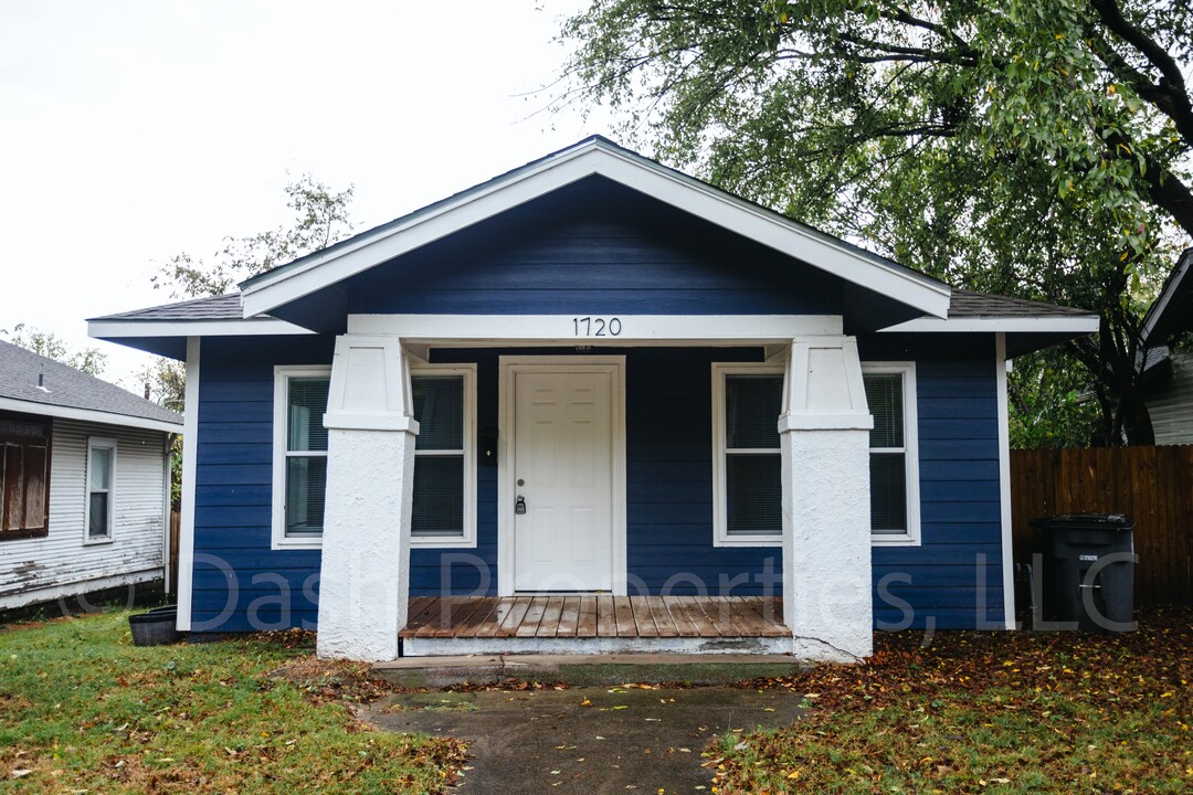 1720 W Reconciliation Way in Tulsa, OK - Building Photo