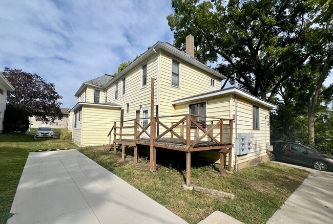 property at 2222 Walnut St