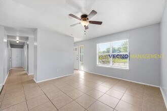 701 Aviaton Ave in Schertz, TX - Building Photo - Building Photo